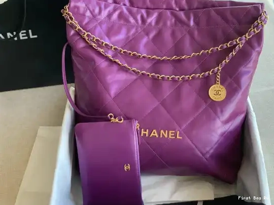 First Bag Ru CHANEL LARGE 22 HANDBAG 0610